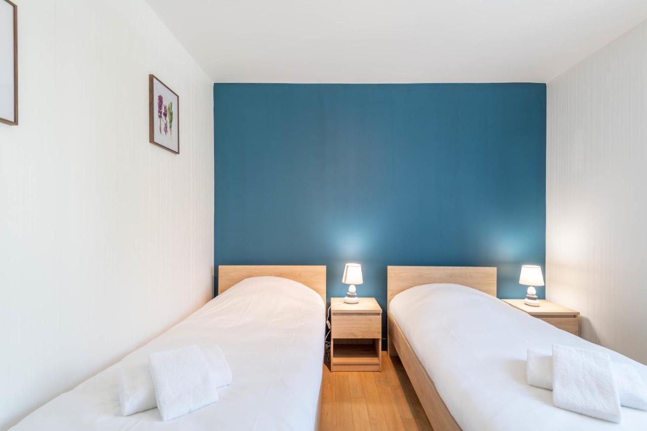 Ideally Located Furnished Townhouse With 3 Bedrooms Parking & Garden Annecy Exterior photo